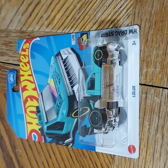 Hot Wheels Lolux - Picture 6 of 8